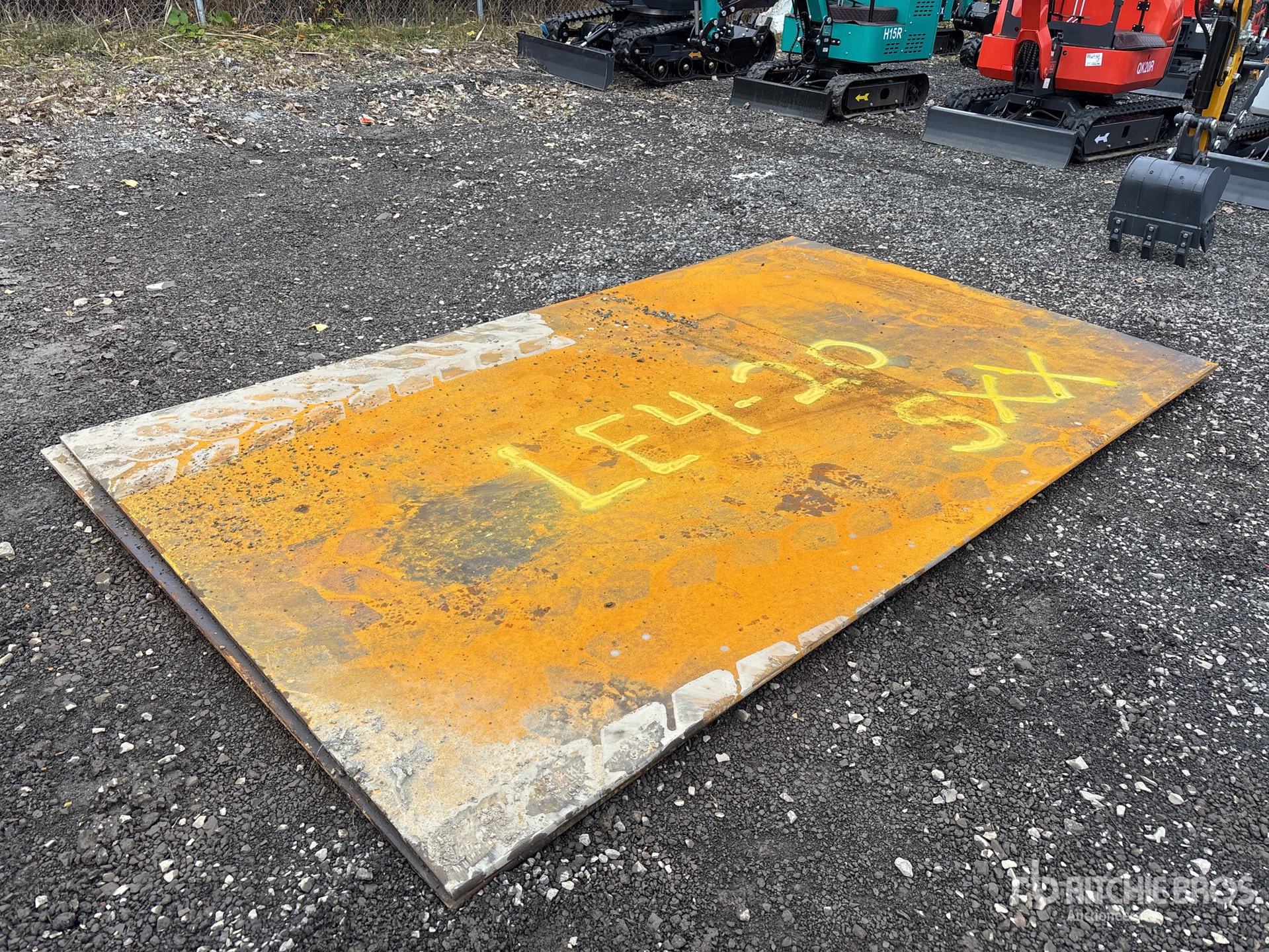 General Appearance with Bild, Ecke vorne rechts