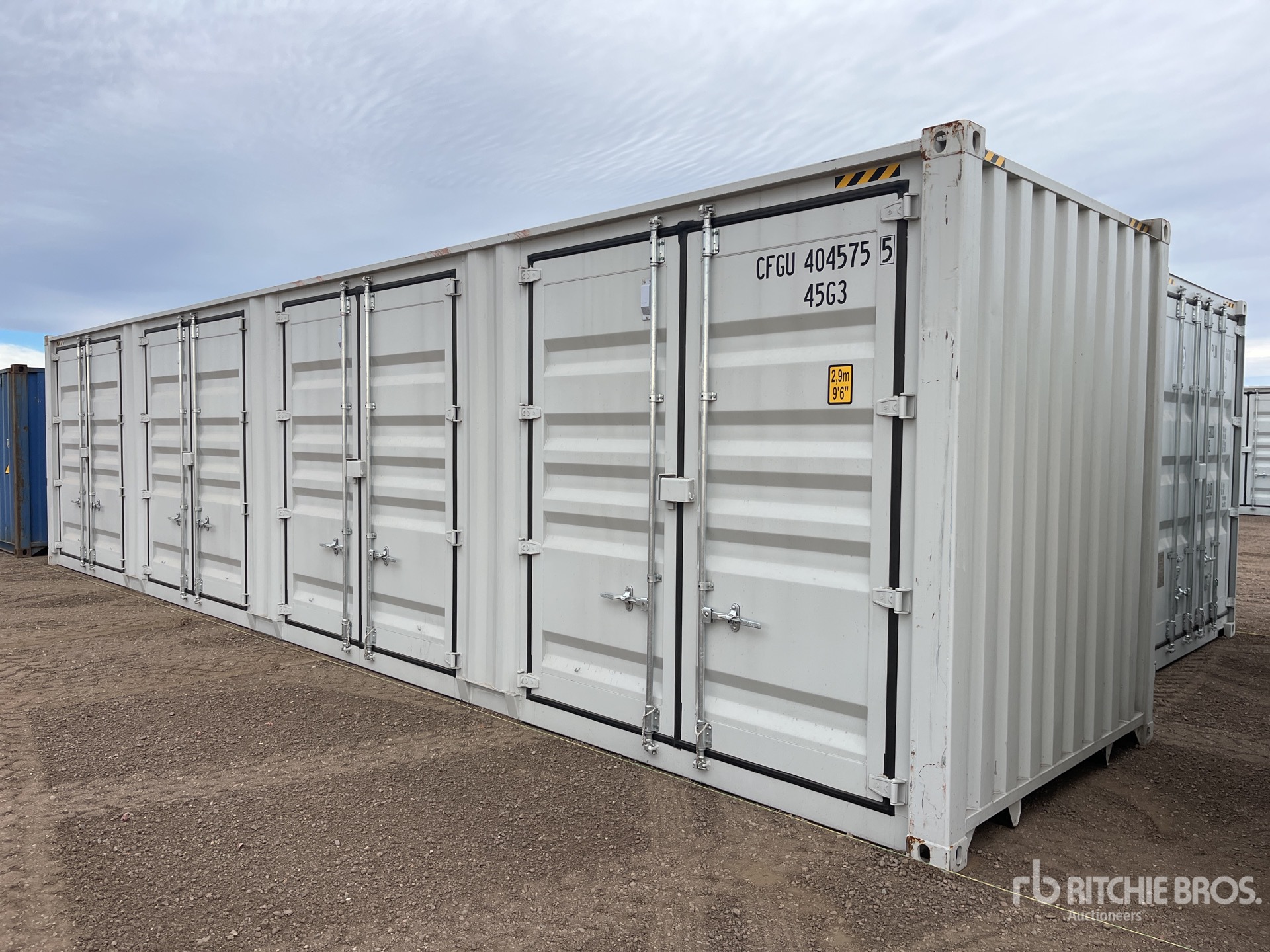 General Appearance with Foto, angolo posteriore sinistro