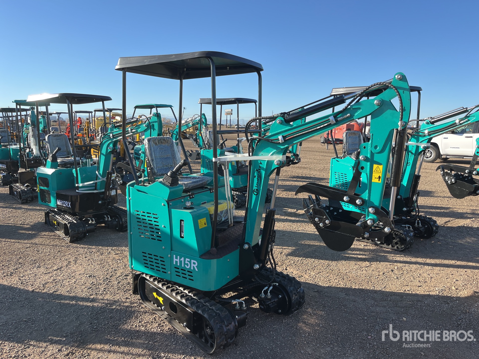 General Appearance with Picture, Right Front Corner