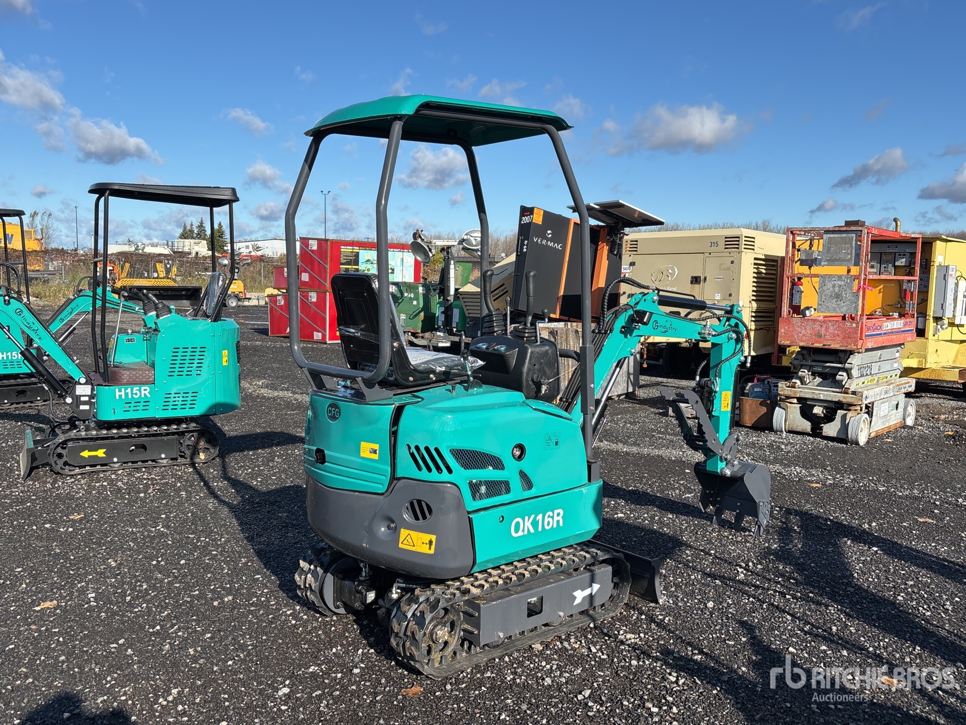 General Appearance with Bild, Ecke hinten rechts