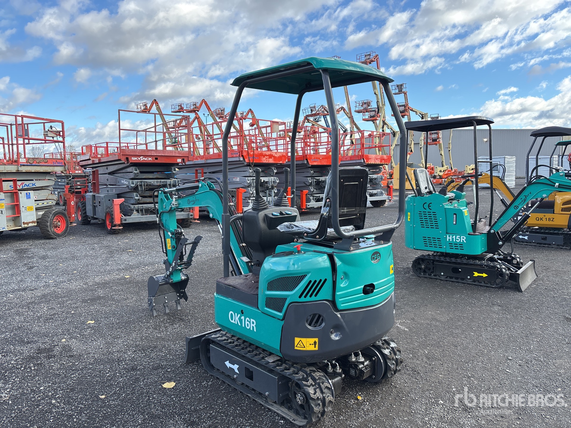 General Appearance with Bild, Ecke hinten links