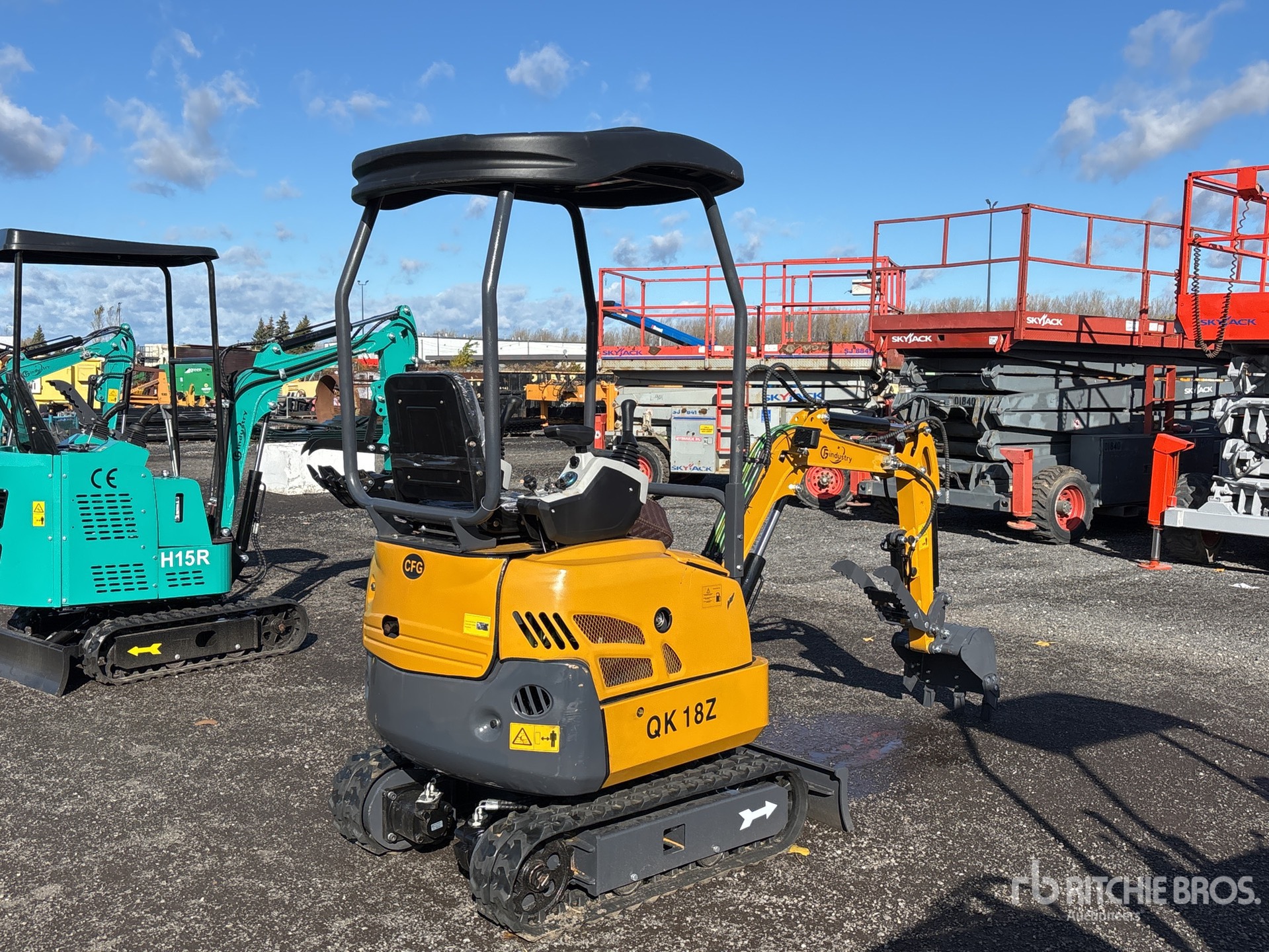 General Appearance with Bild, Ecke hinten rechts