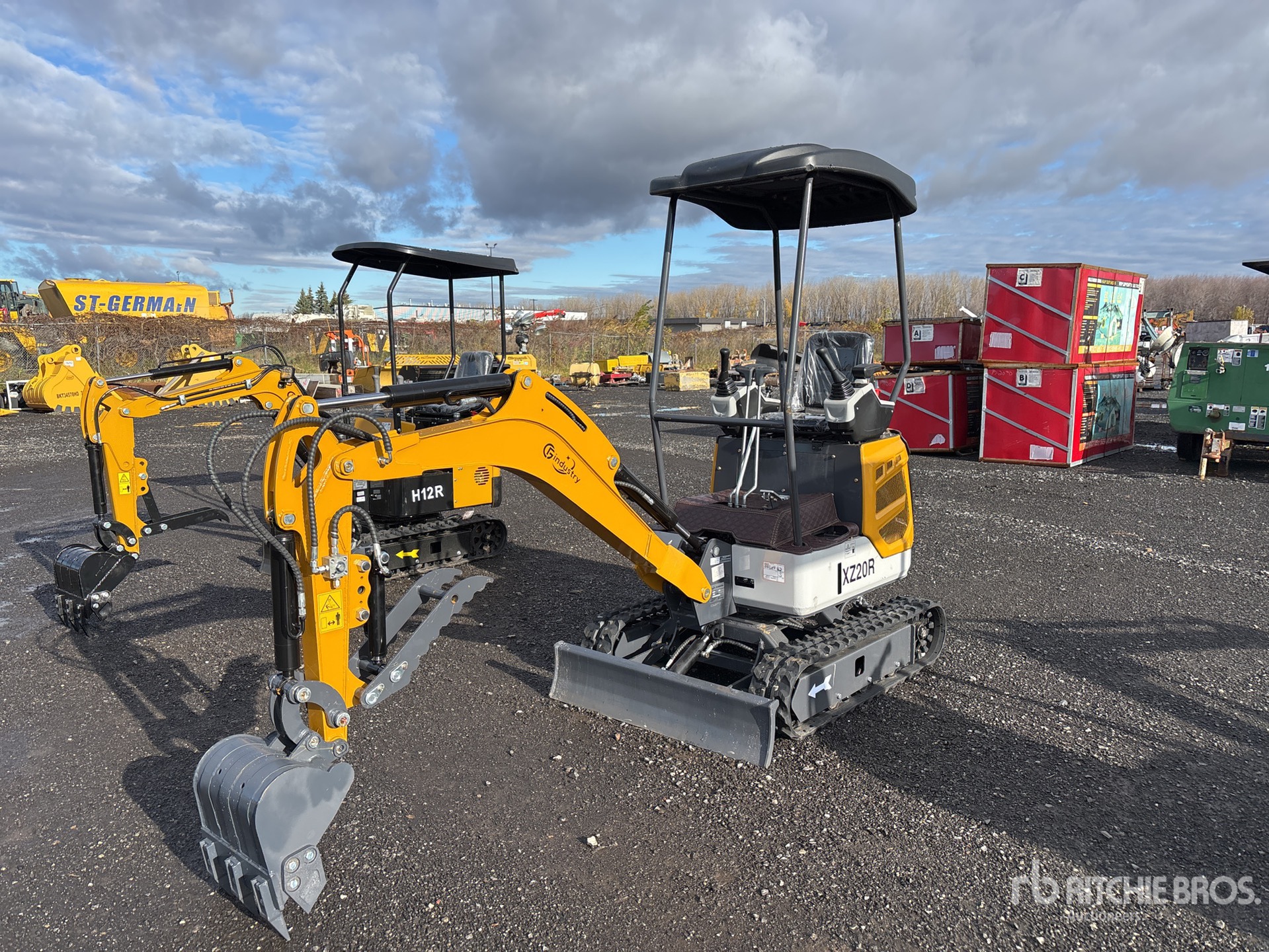 General Appearance with Bild, Ecke vorne links