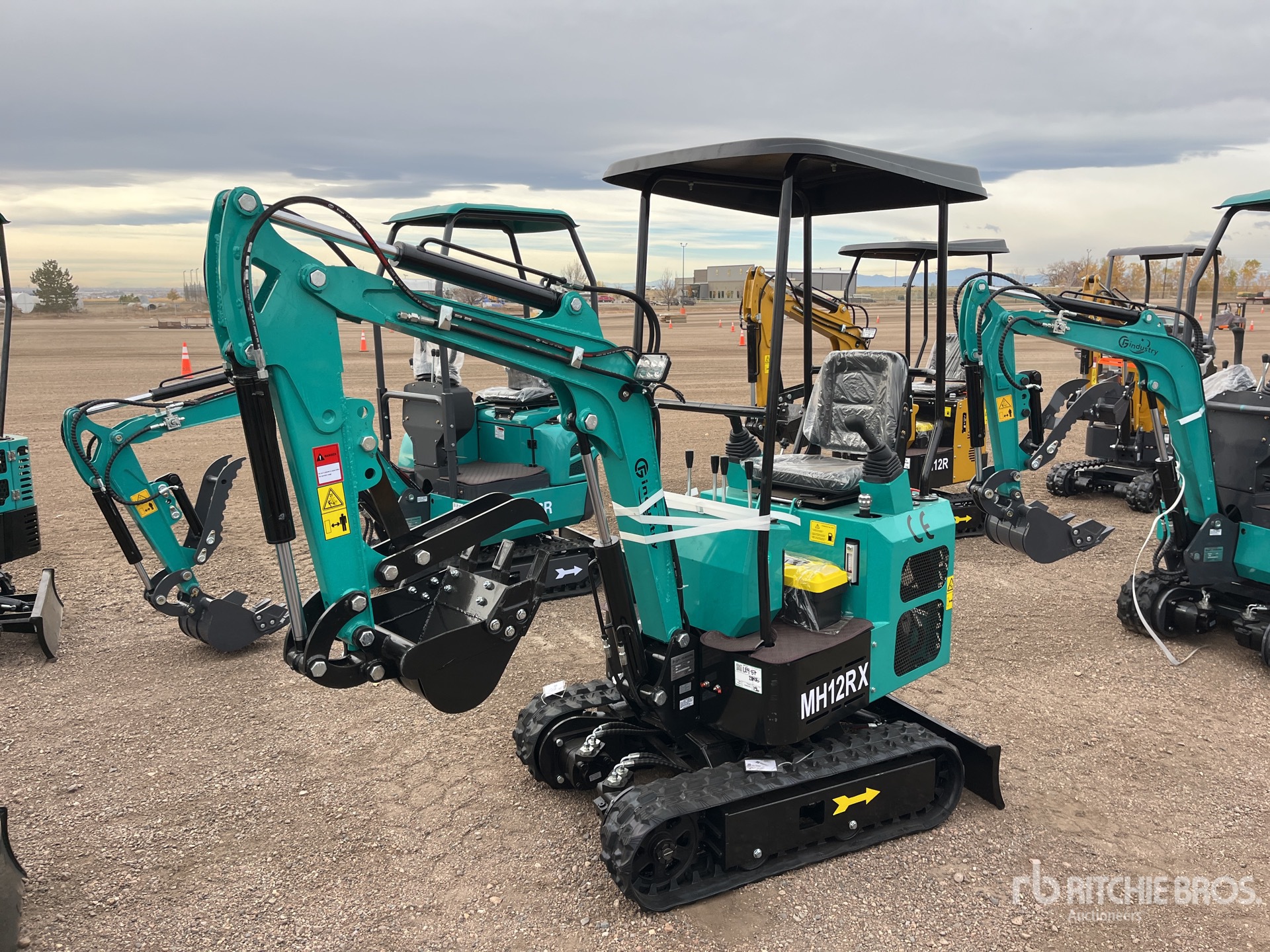 General Appearance with Picture, Left Front Corner