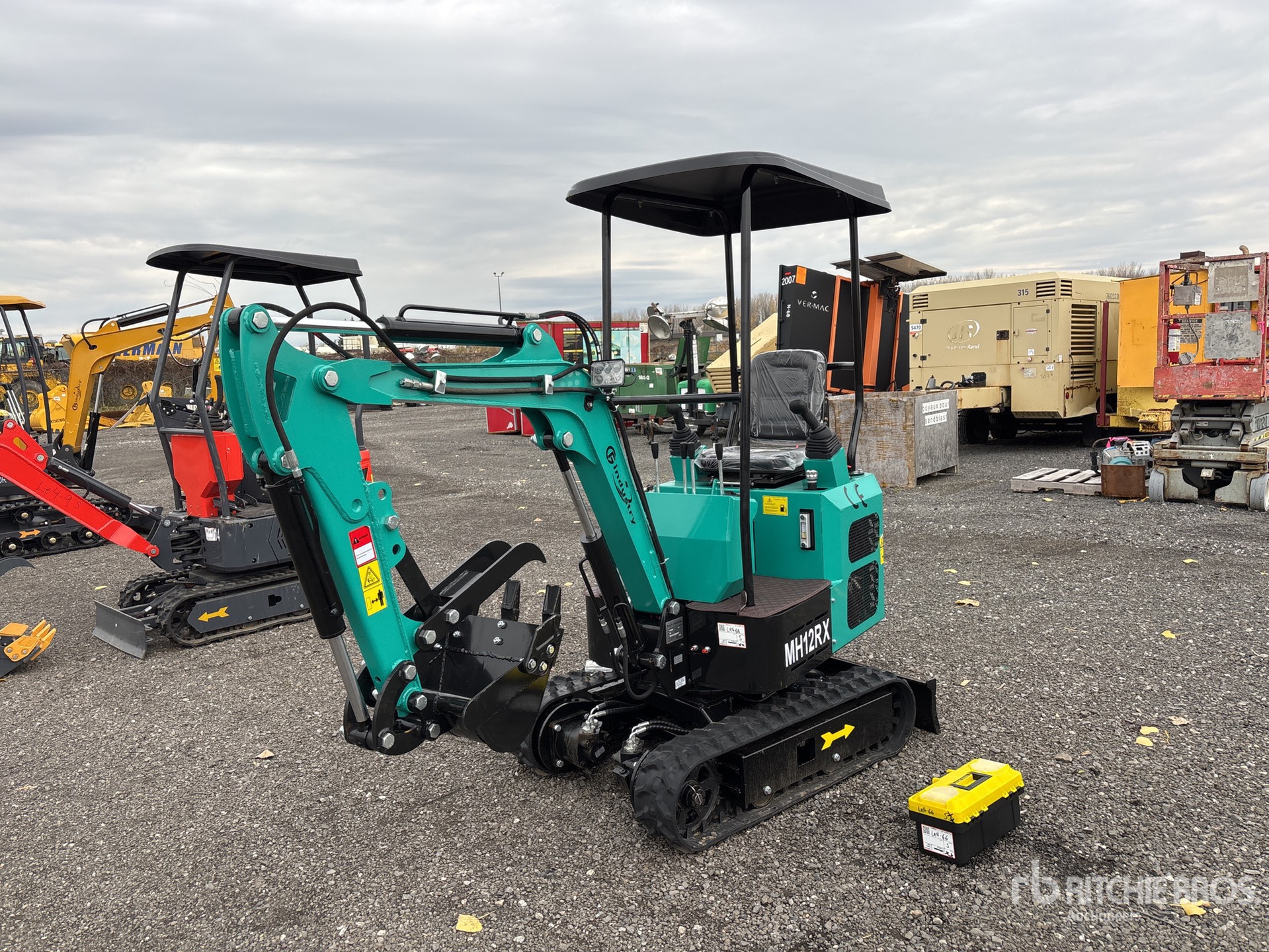 General Appearance with Picture, Left Front Corner