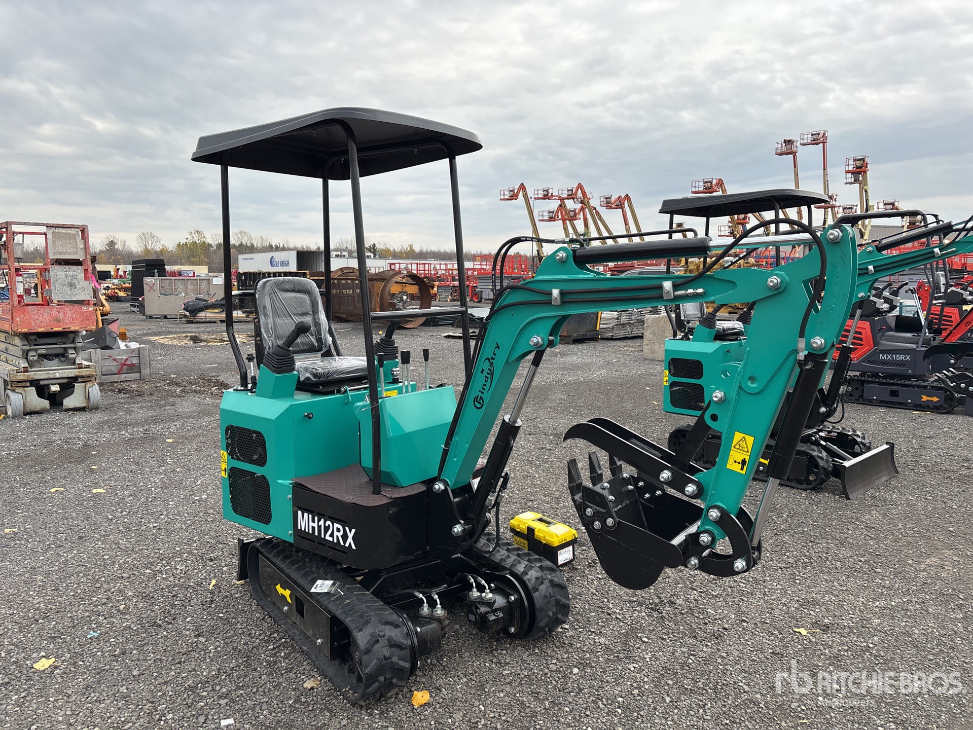 General Appearance with Picture, Right Front Corner