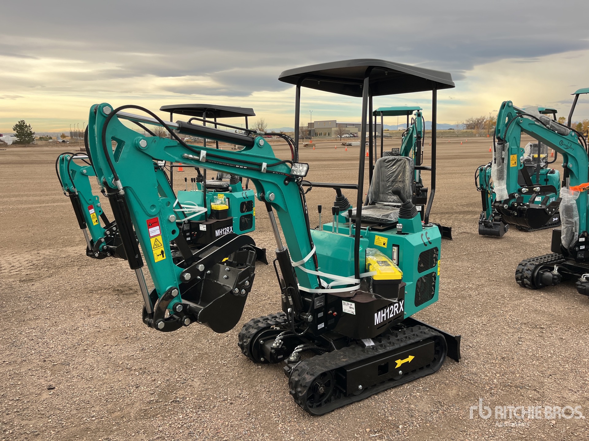 General Appearance with Picture, Left Front Corner