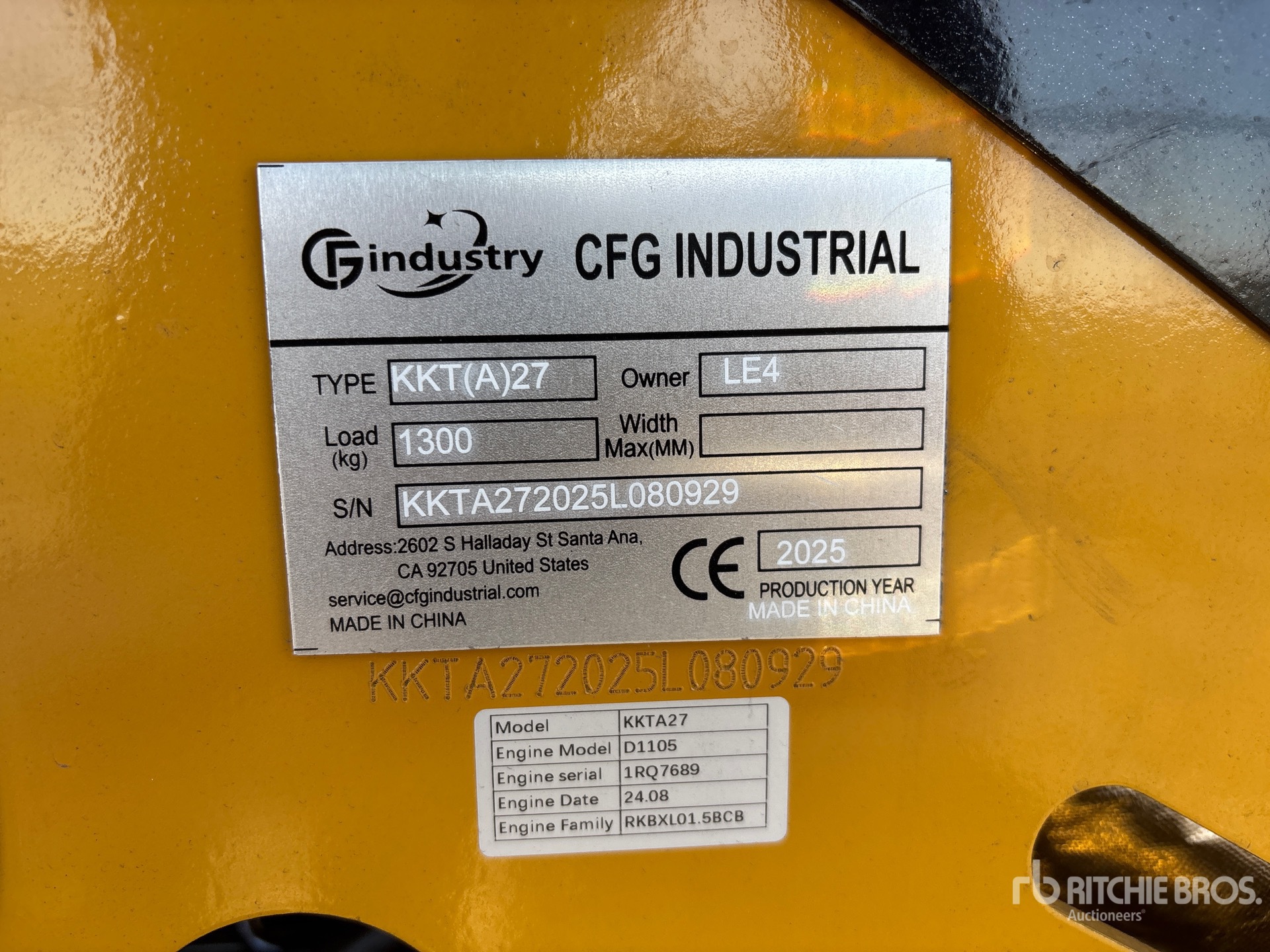 MINI CARGADOR SOBRE ORUGAS COMPACTO 2025 COMPAC KKTA27