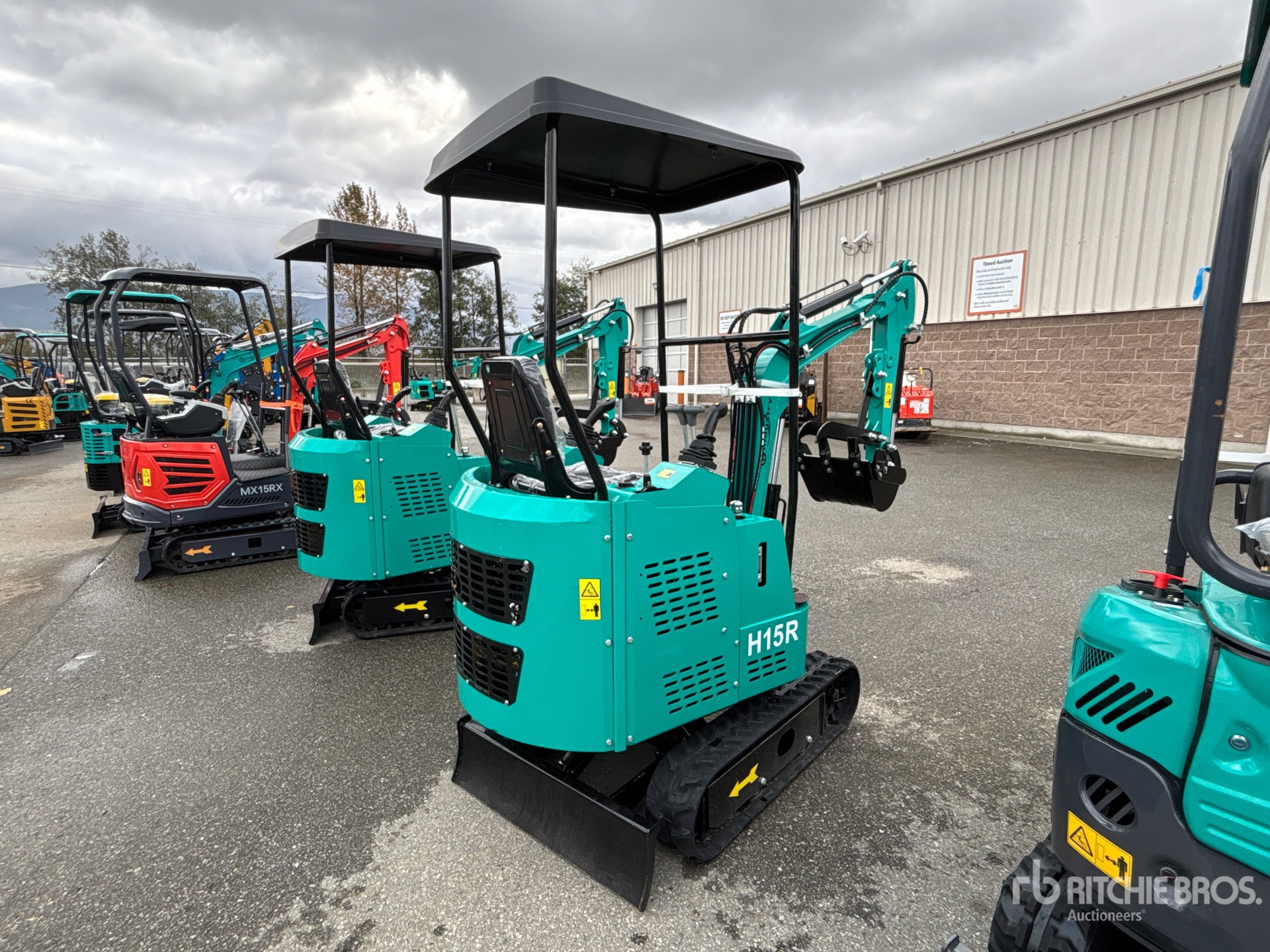 General Appearance with Picture, Right Rear Corner