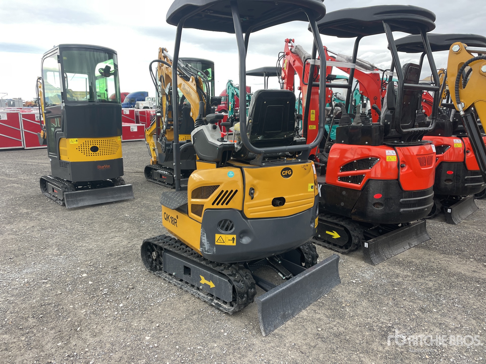 General Appearance with Picture, Left Rear Corner