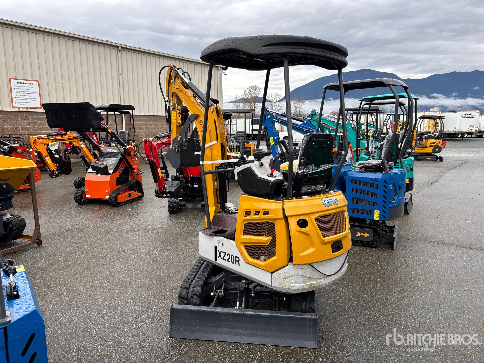 General Appearance with Bild, Ecke hinten links