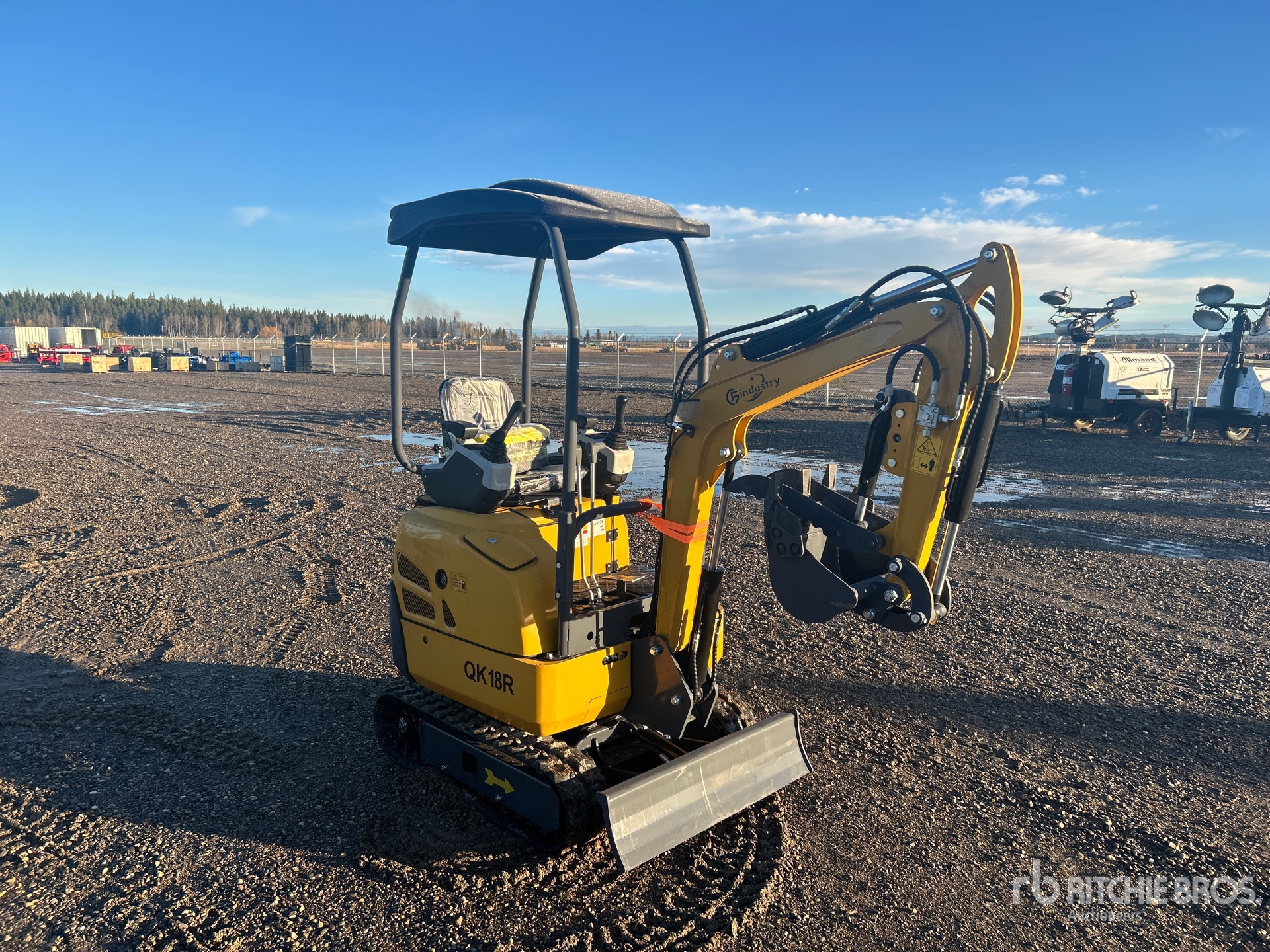 General Appearance with Picture, Right Front Corner