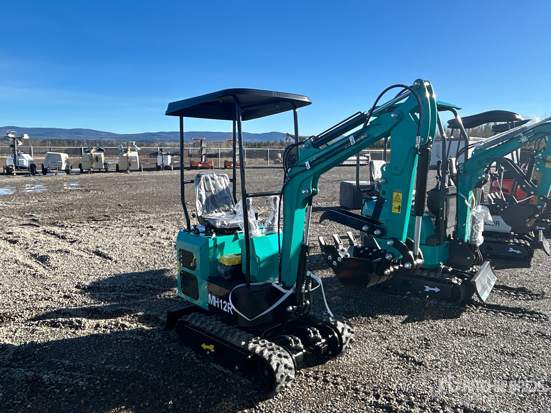 General Appearance with Picture, Right Front Corner