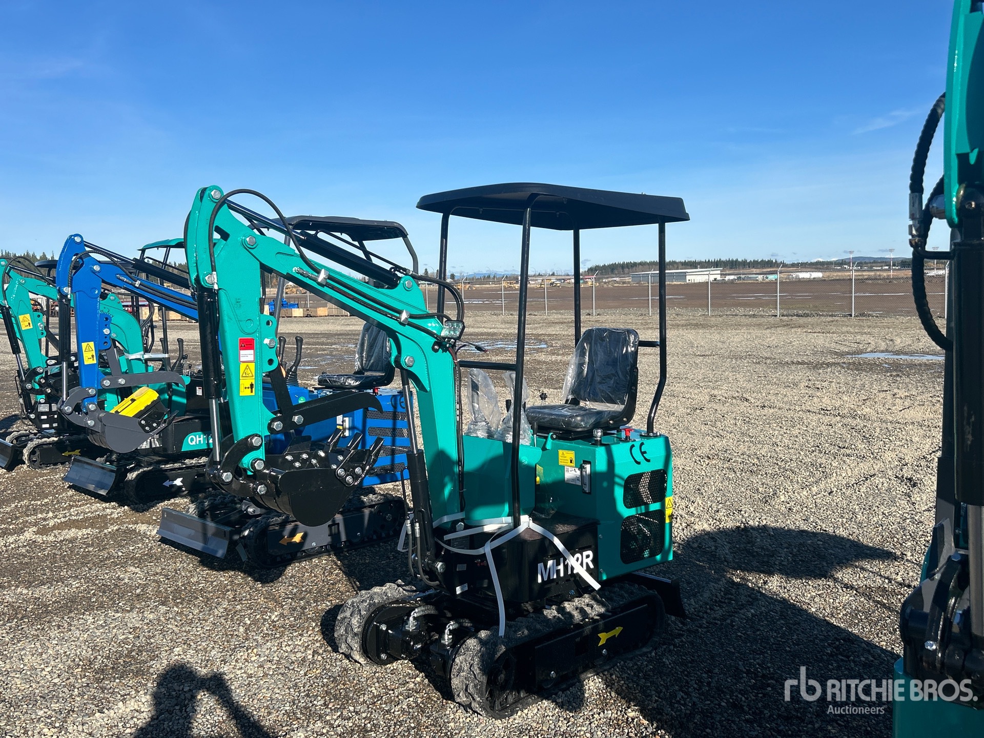 General Appearance with Picture, Left Front Corner