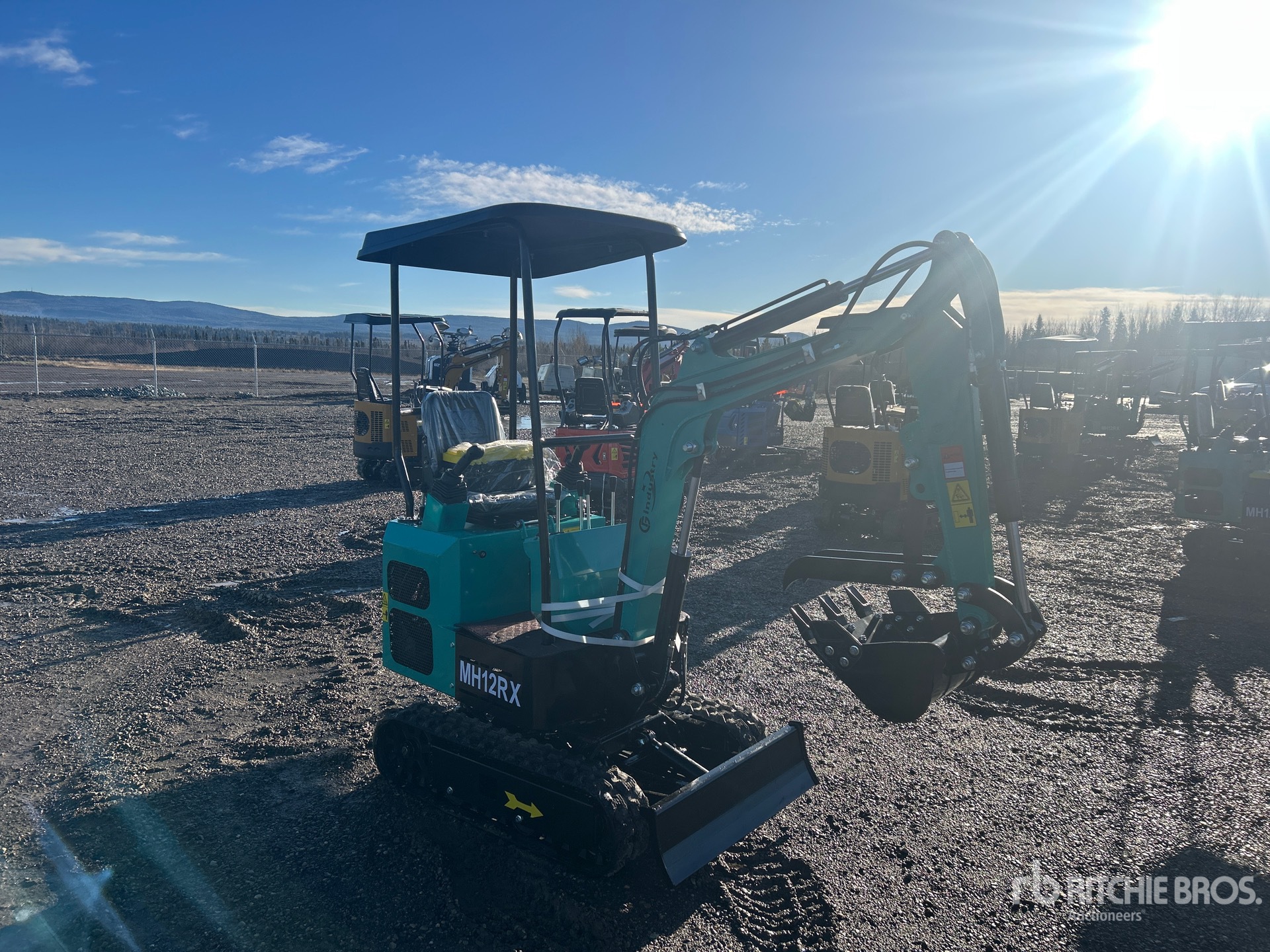 General Appearance with Picture, Right Front Corner