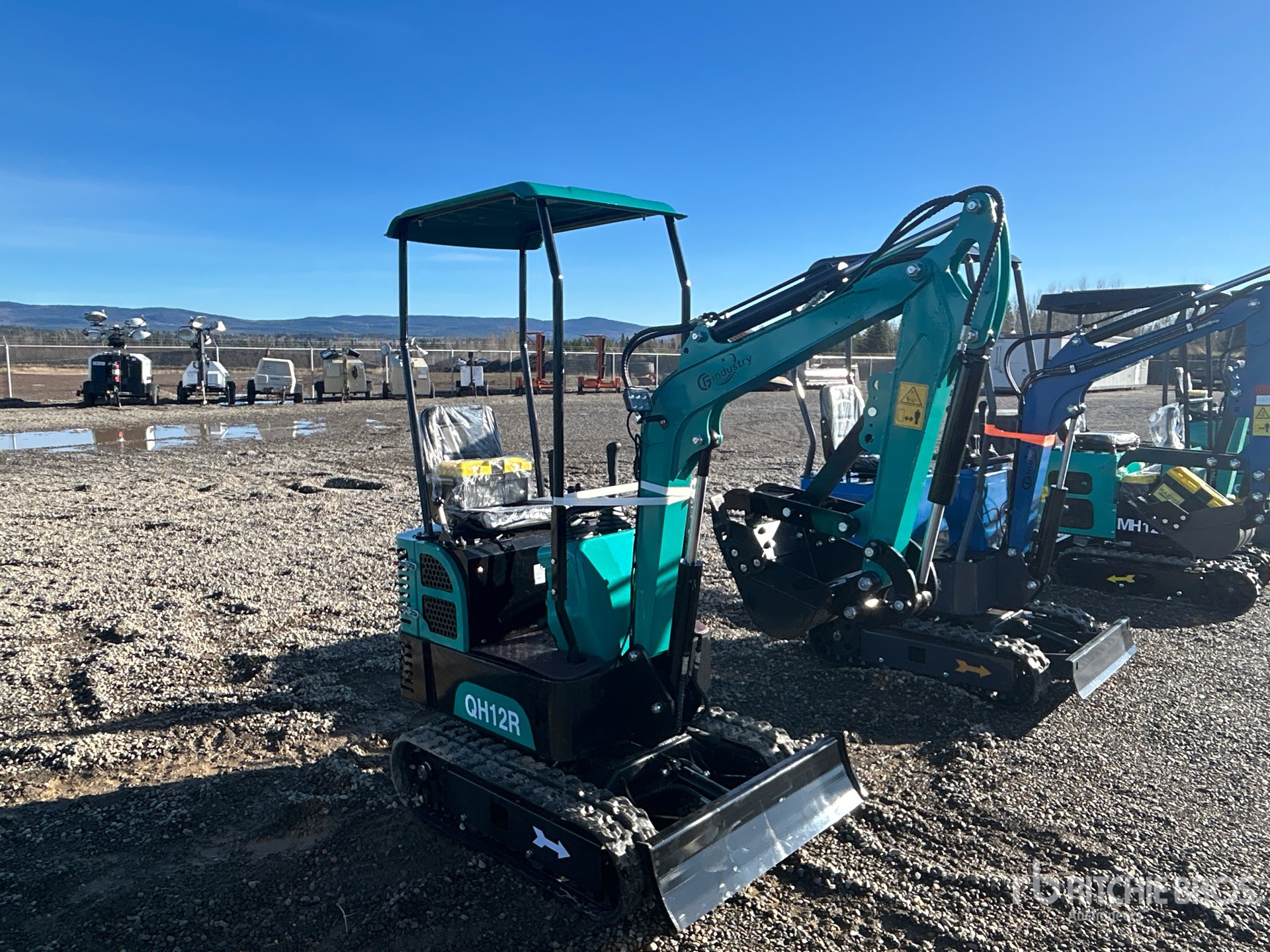 General Appearance with Picture, Right Front Corner