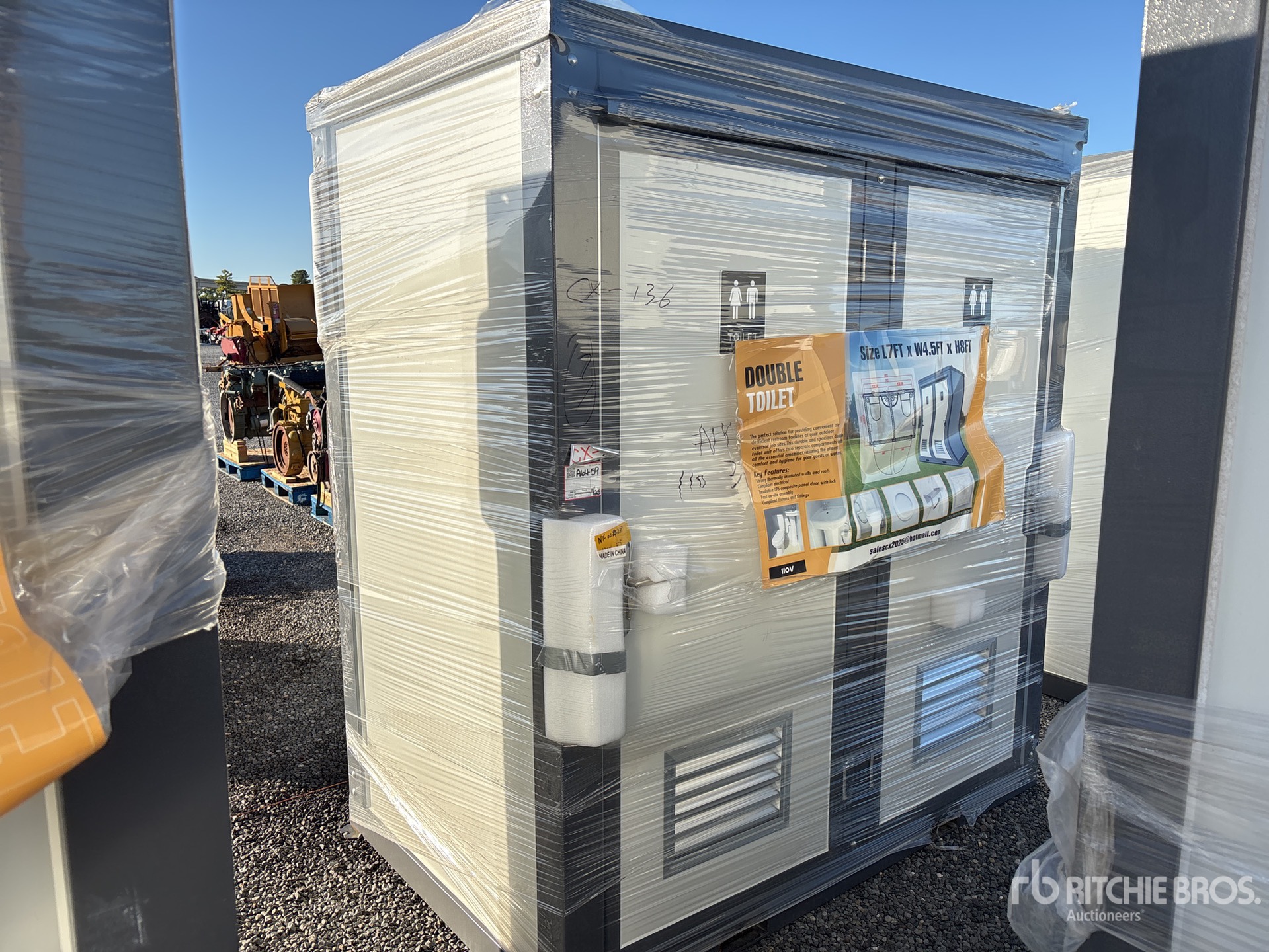 General Appearance with Picture, Right Front Corner