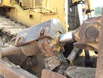 Système hydraulique with Vérins d'inclinaison de lame