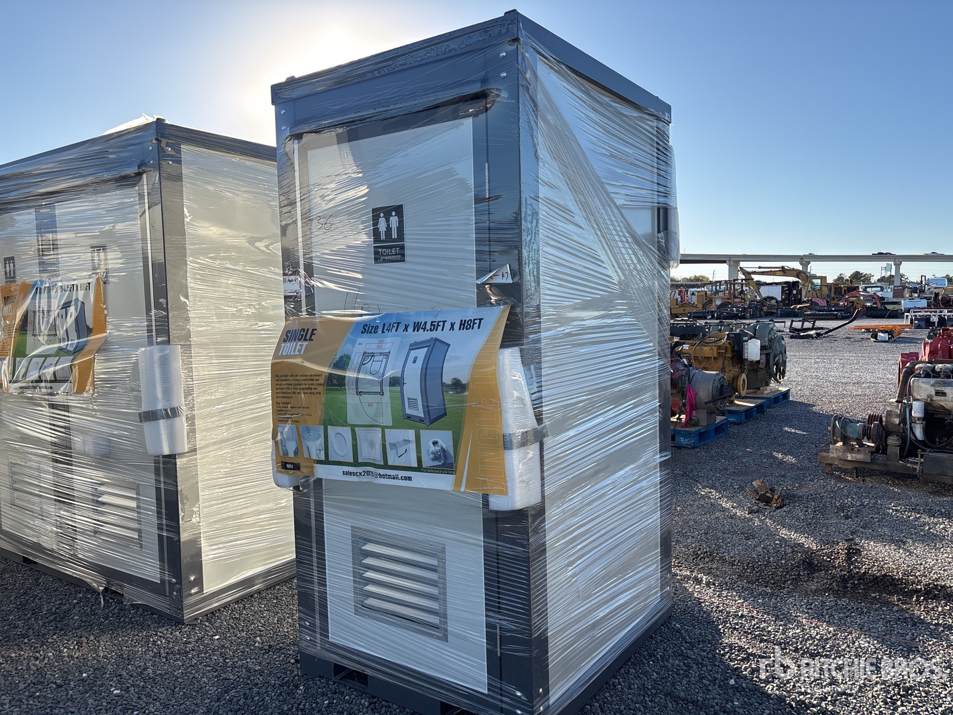 General Appearance with Picture, Left Front Corner