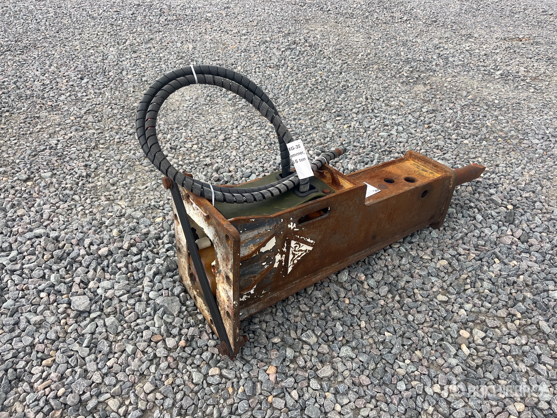 General Appearance with Picture, Right Rear Corner