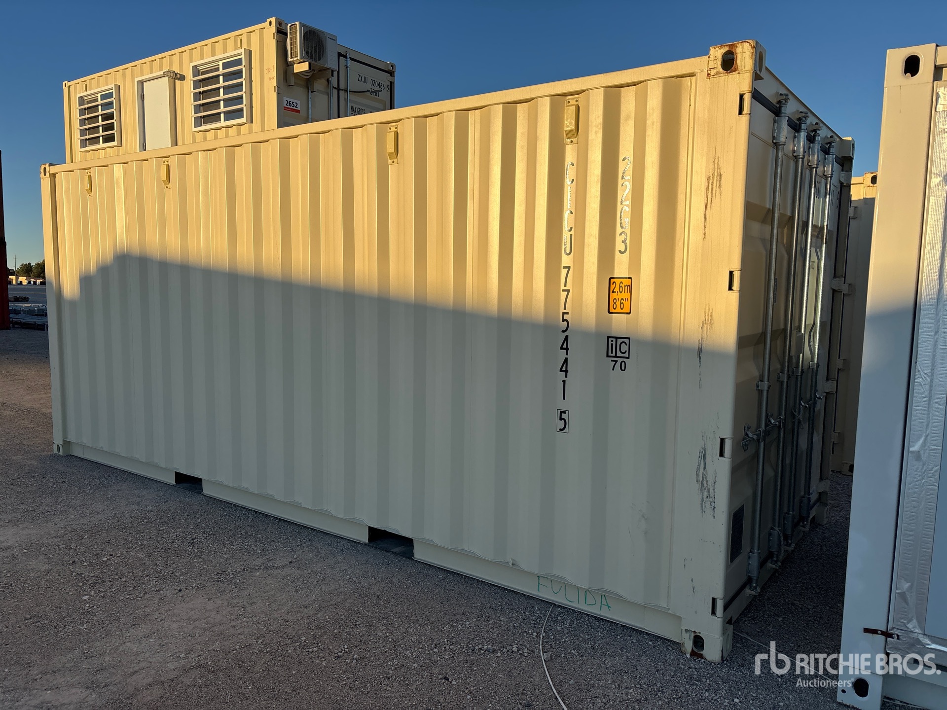 General Appearance with Picture, Right Front Corner