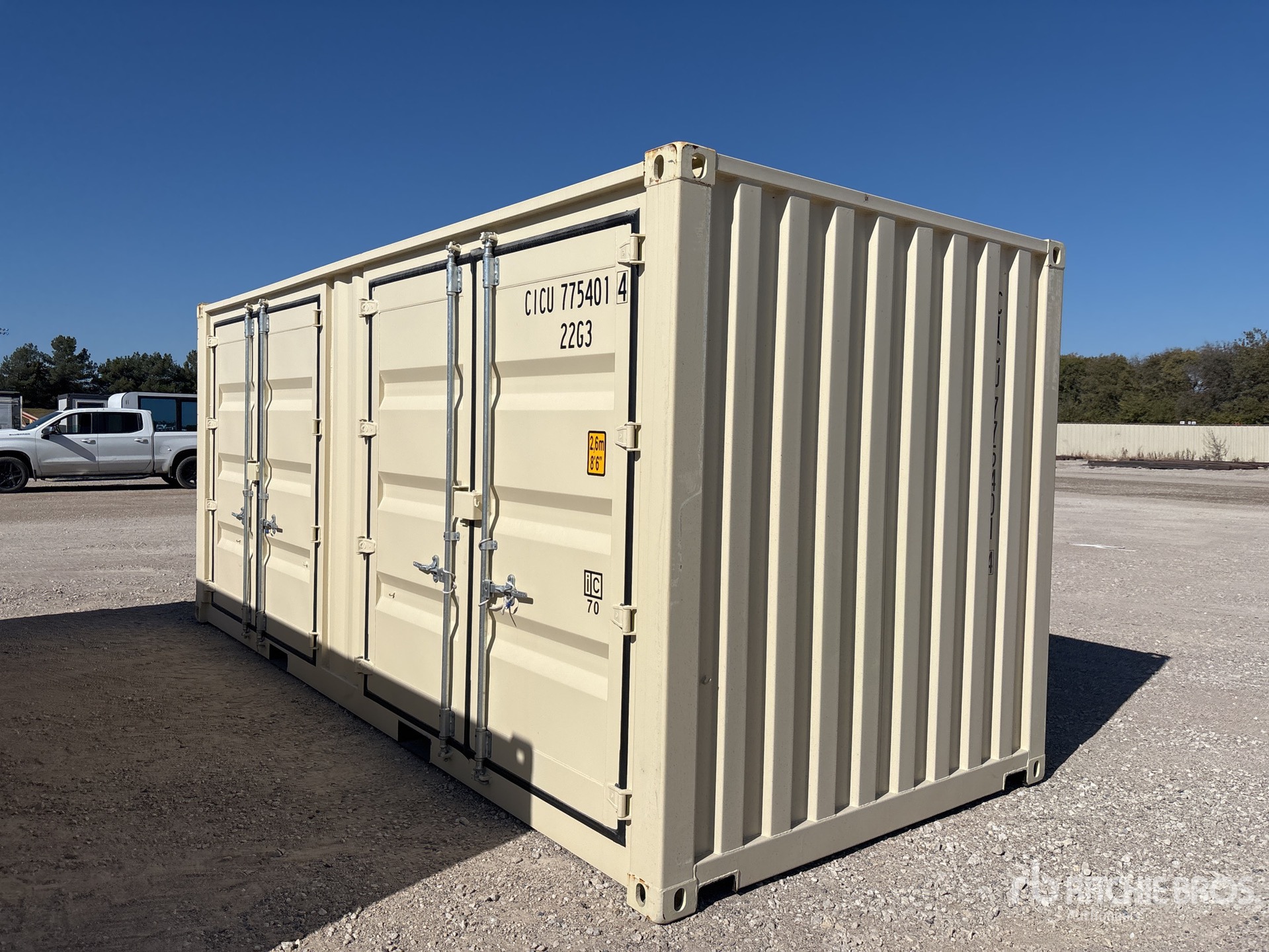 General Appearance with Bild, Ecke vorne rechts