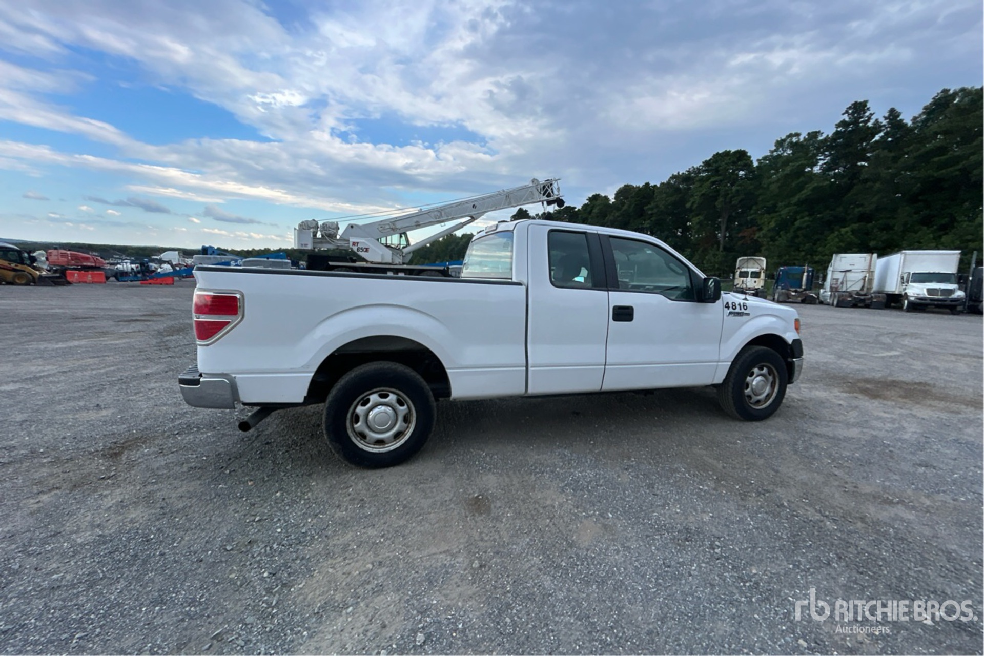 General Appearance with Picture, Right Rear Corner
