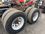 4 Underbody - Truck with 