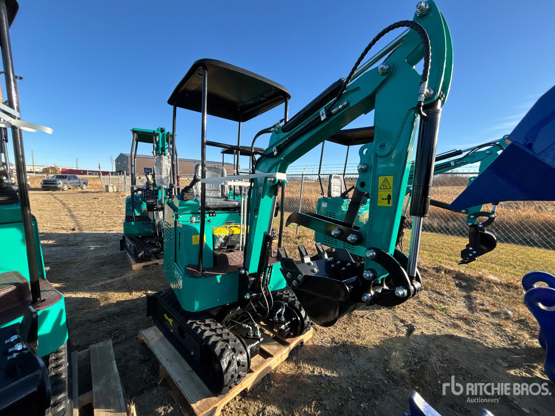 General Appearance with Picture, Right Front Corner