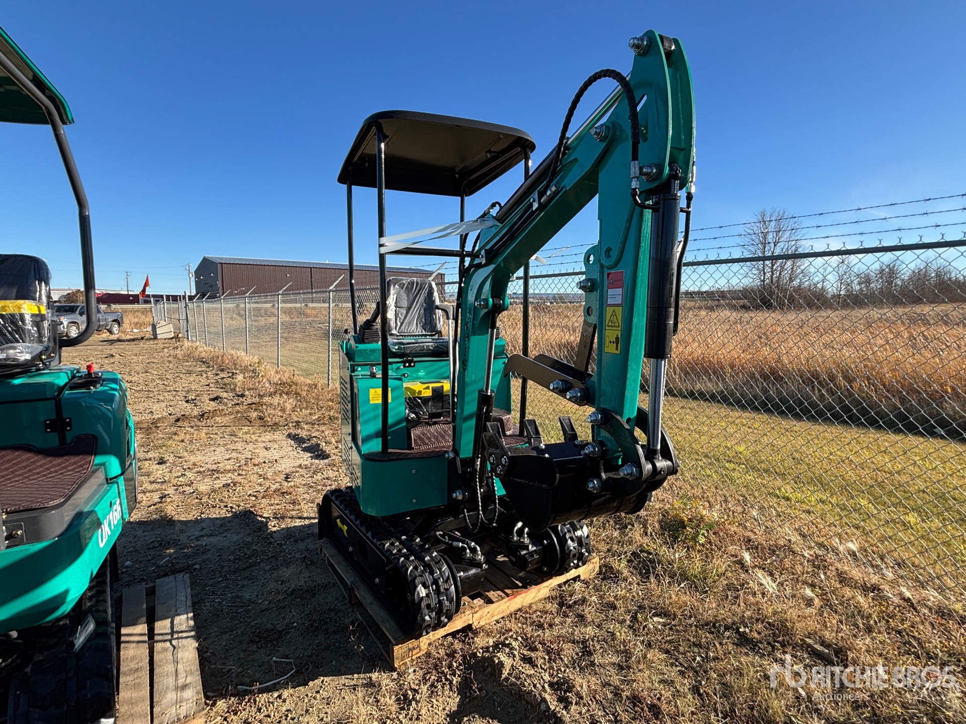 General Appearance with Picture, Right Front Corner