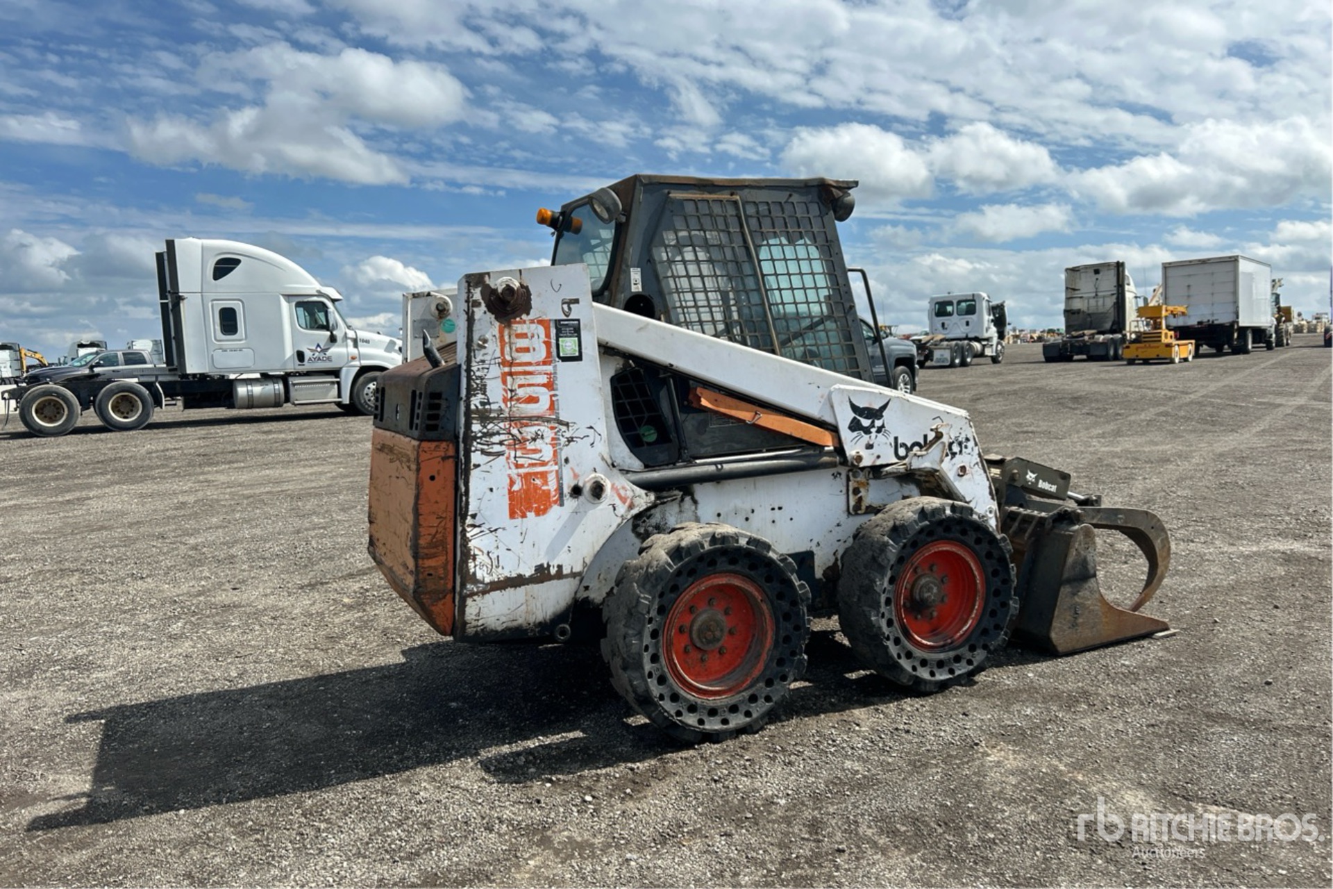General Appearance with Picture, Right Rear Corner