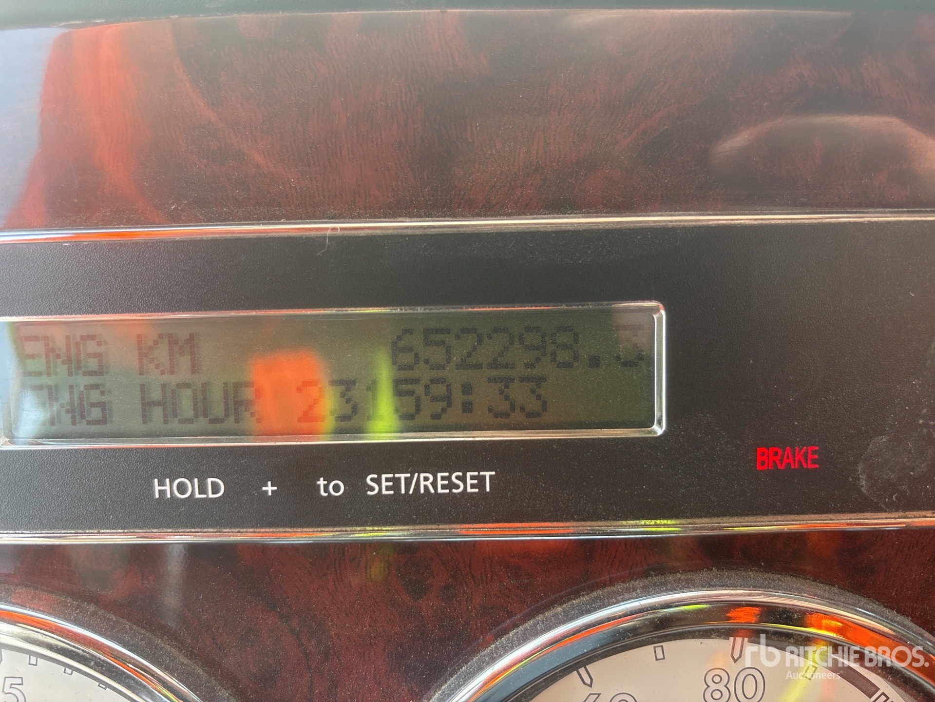 General Appearance with Hour Meter / Odometer