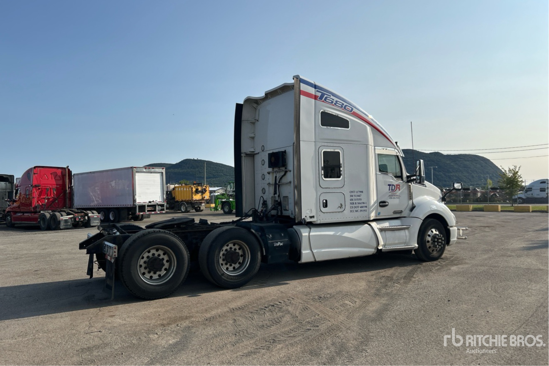 General Appearance with Picture, Right Rear Corner
