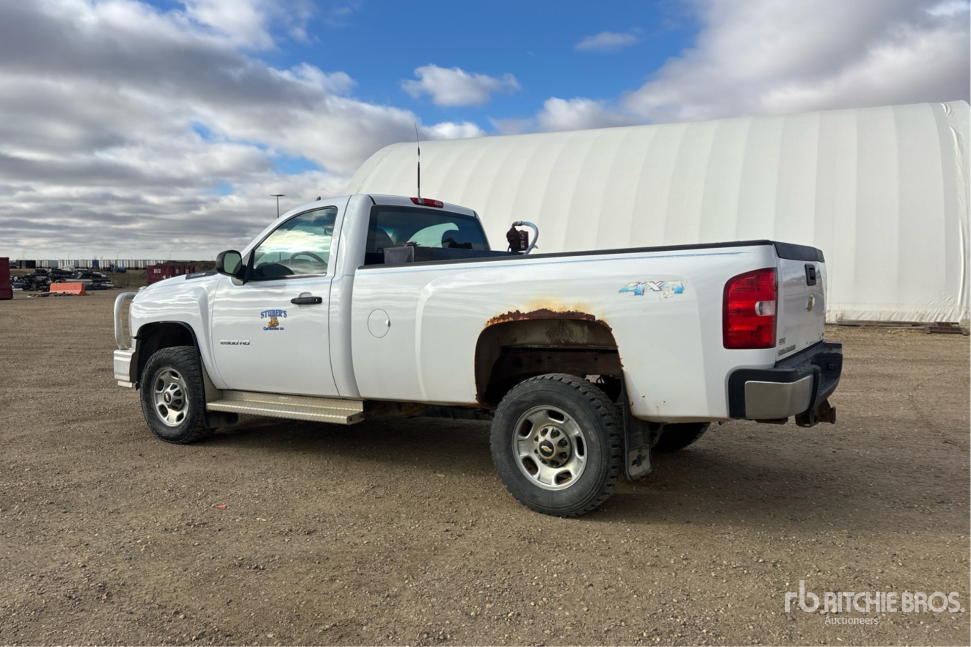 General Appearance with Picture, Left Rear Corner