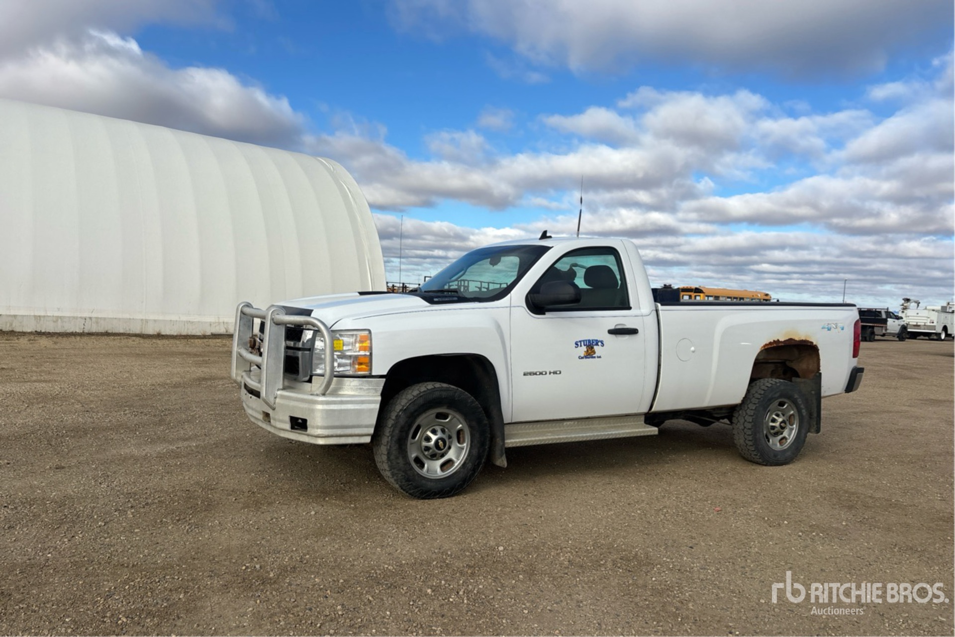 General Appearance with Picture, Left Front Corner