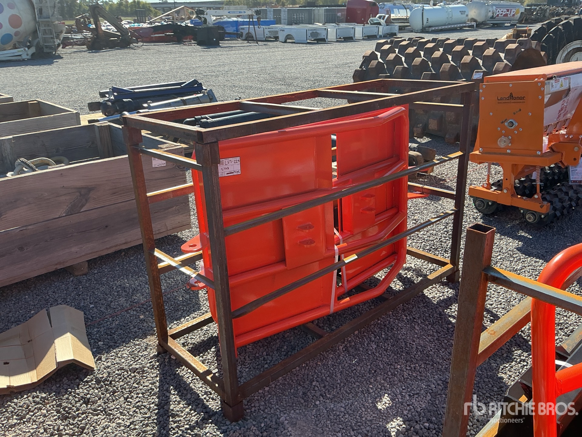 General Appearance with Picture, Right Front Corner