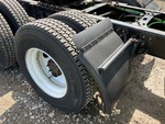 4 Underbody - Truck with 