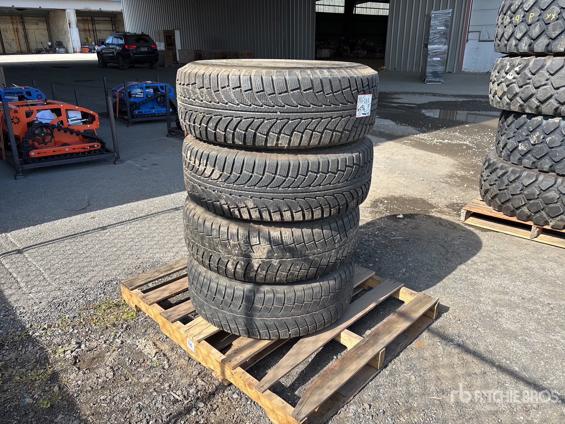 General Appearance with Picture, Right Front Corner