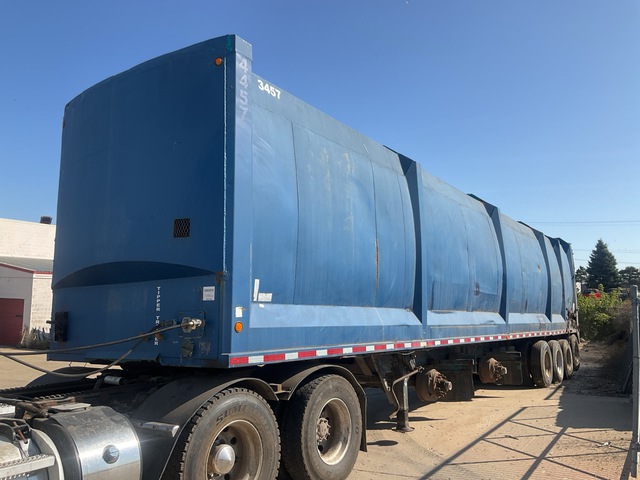 2001 Universal 53 ft 6 Axle Moving Floor Trailer