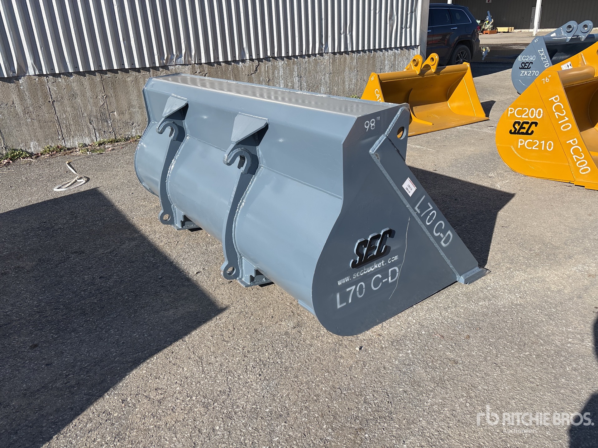 Aspect général with Image, coin arrière droit