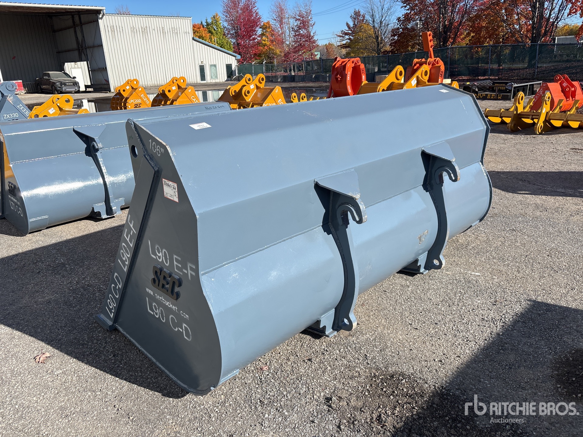 Aspect général with Image, coin arrière gauche