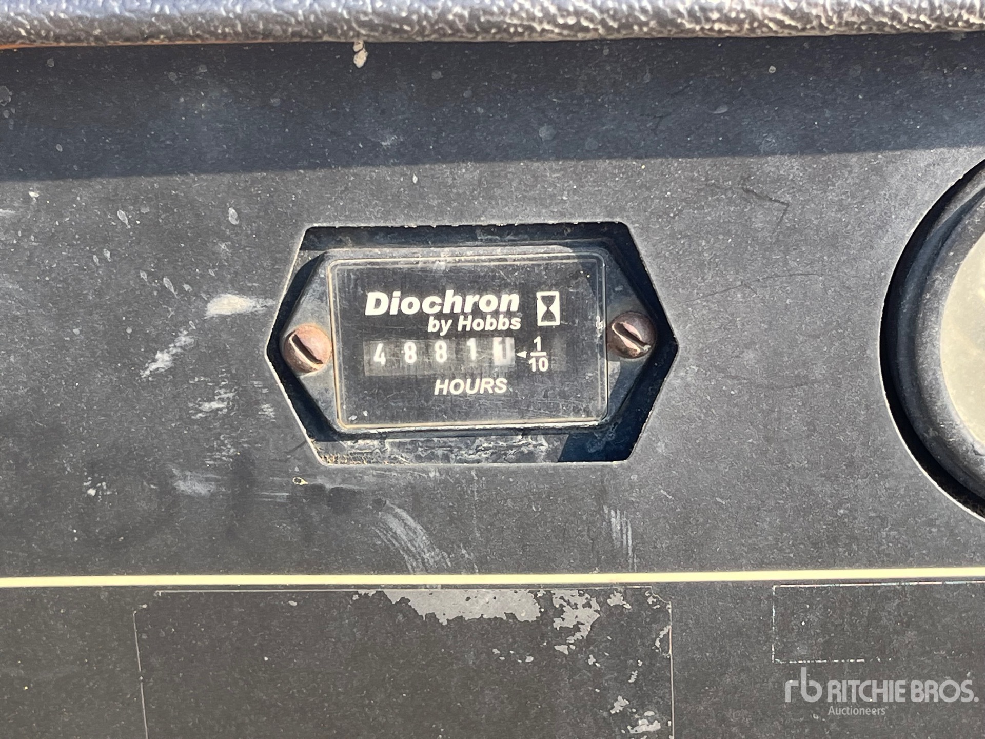 General Appearance with Hour Meter / Odometer