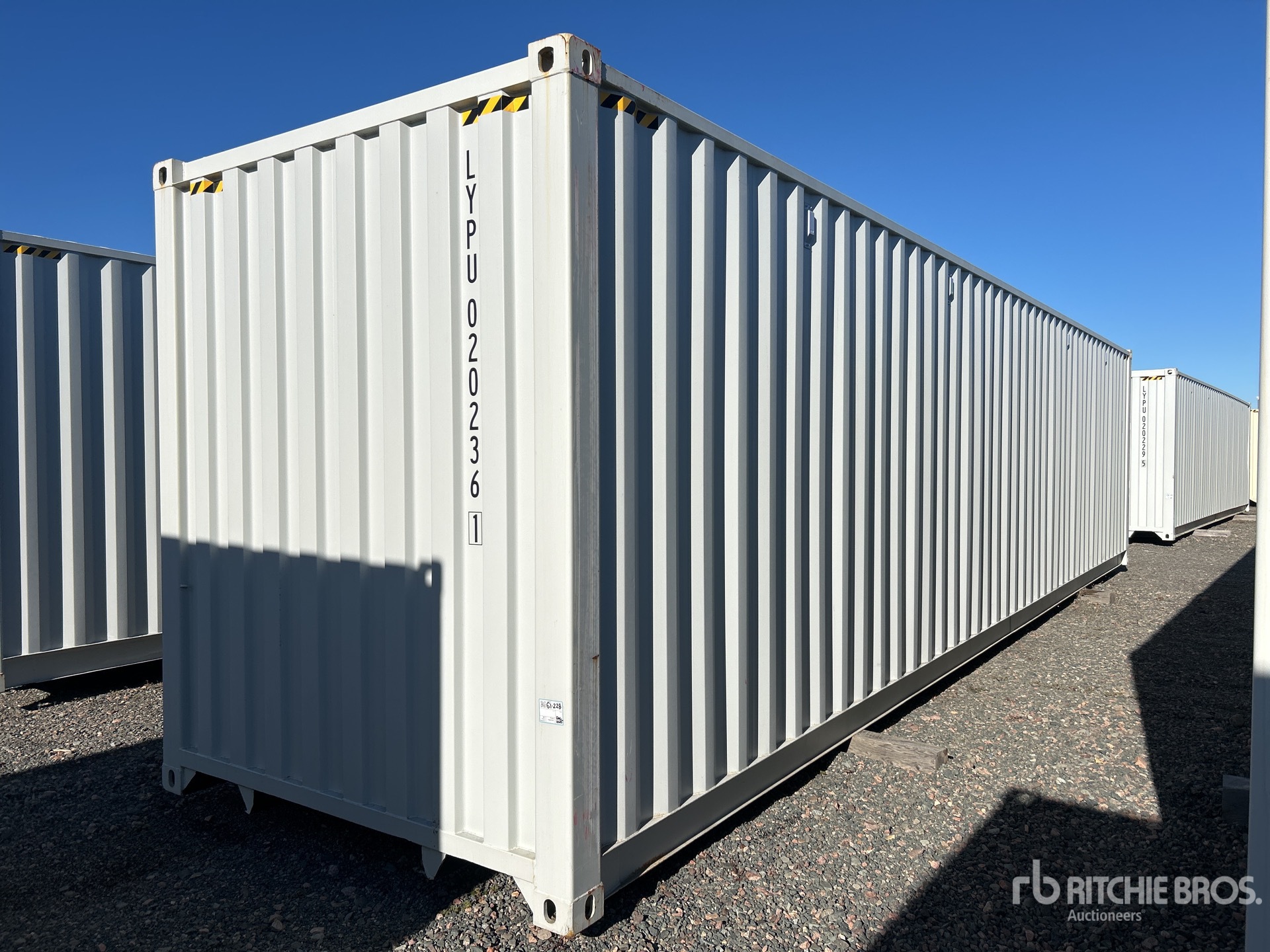 General Appearance with Foto, angolo anteriore sinistro