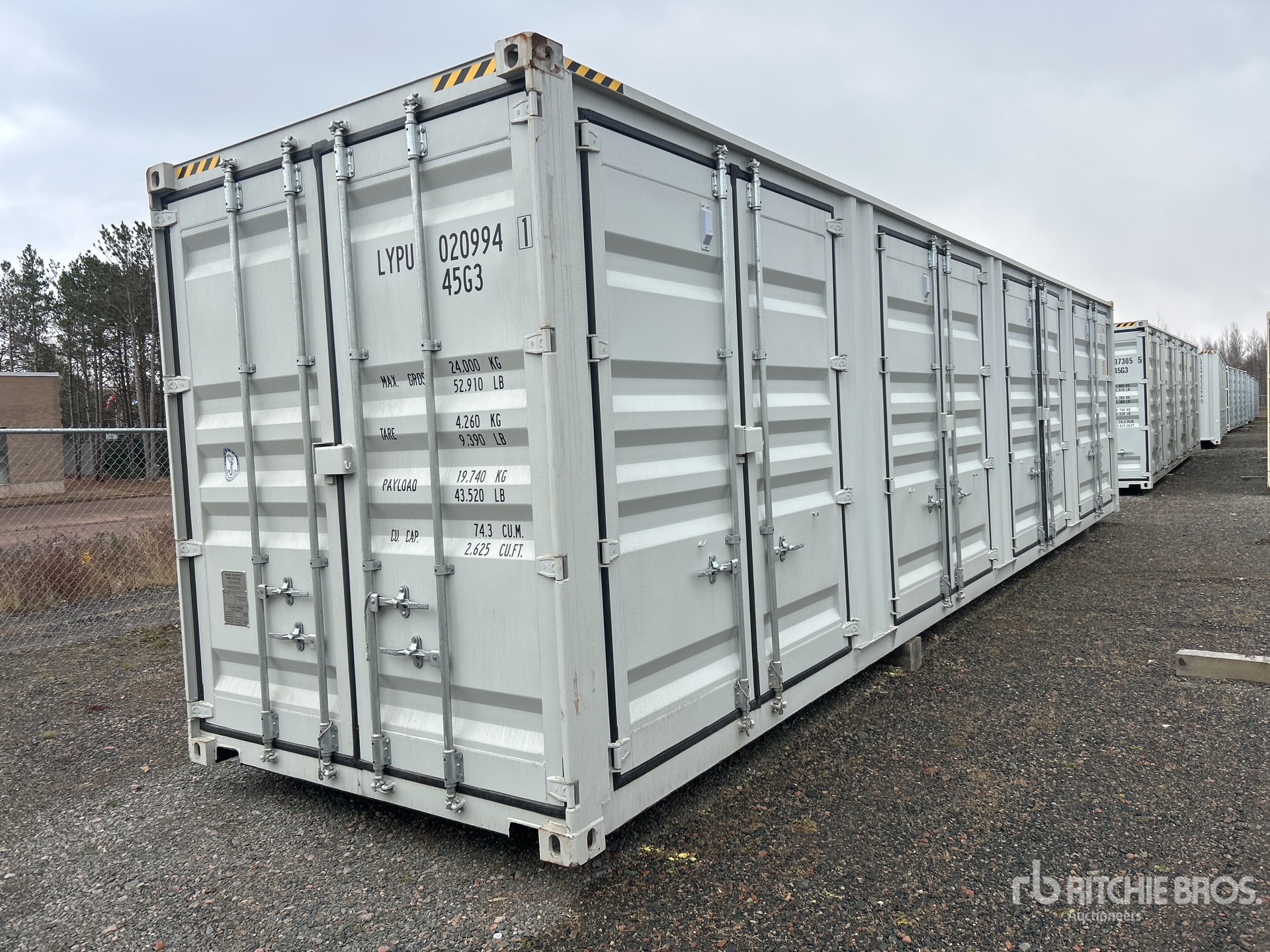 General Appearance with Foto, angolo anteriore sinistro