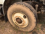 Underbody with Right Steer Tire