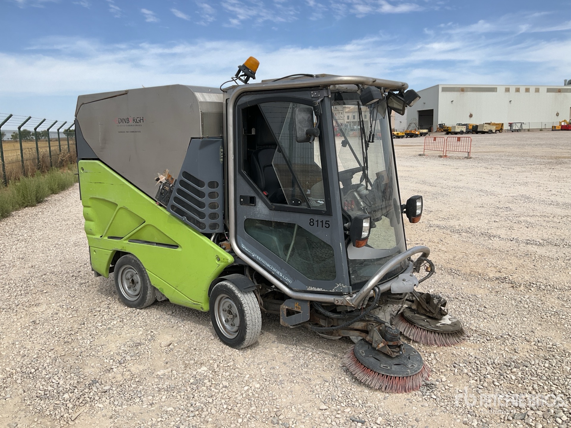 General Appearance with Picture, Right Front Corner