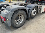 4 Underbody - Truck with 