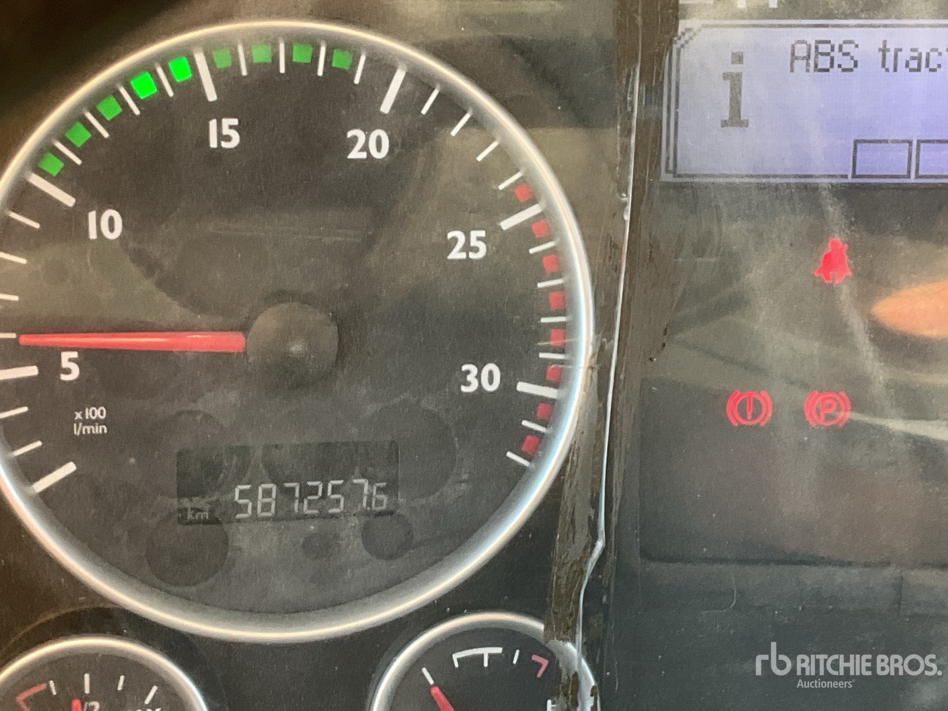 General Appearance with Hour Meter / Odometer
