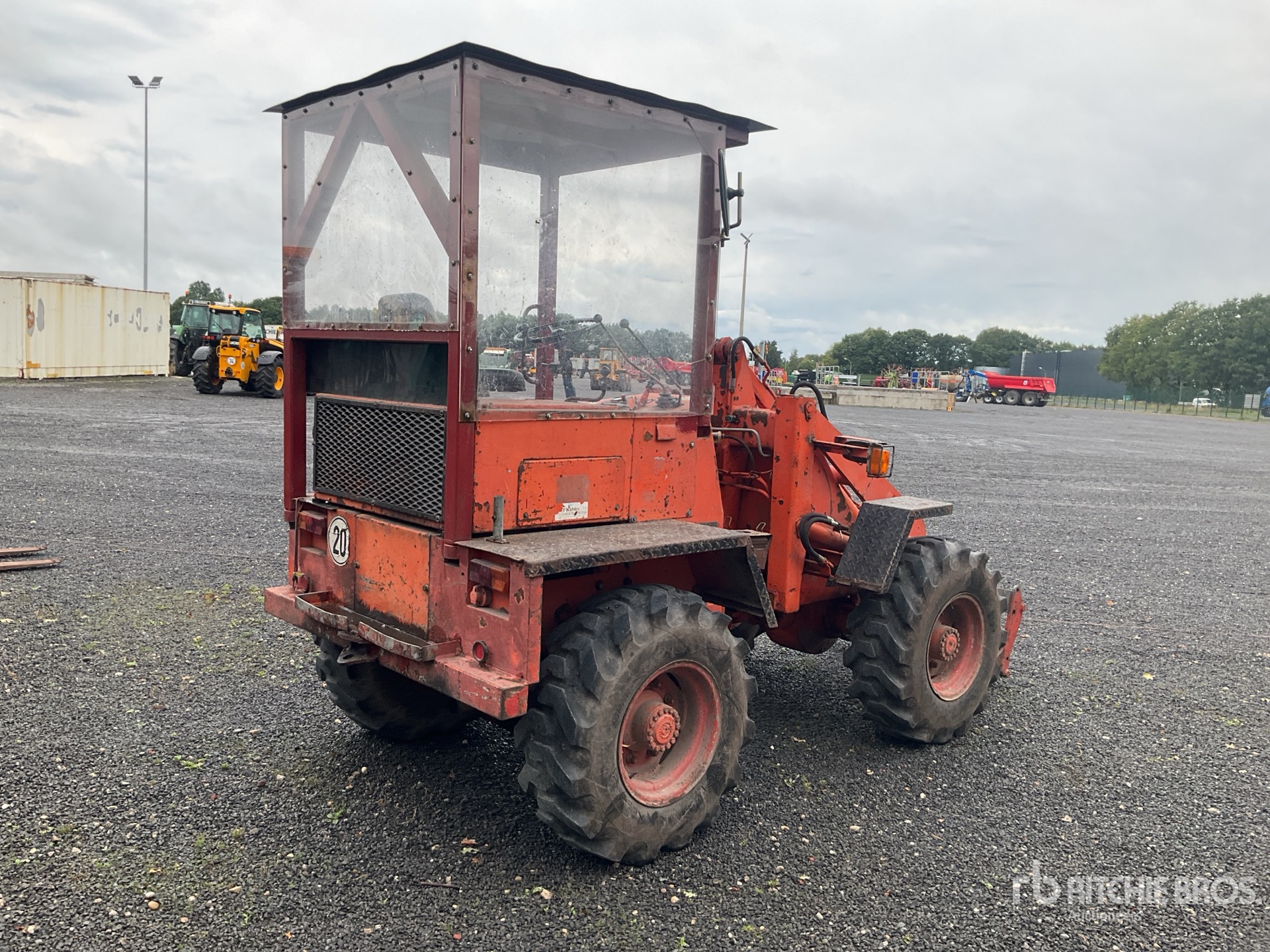 General Appearance with Picture, Right Rear Corner