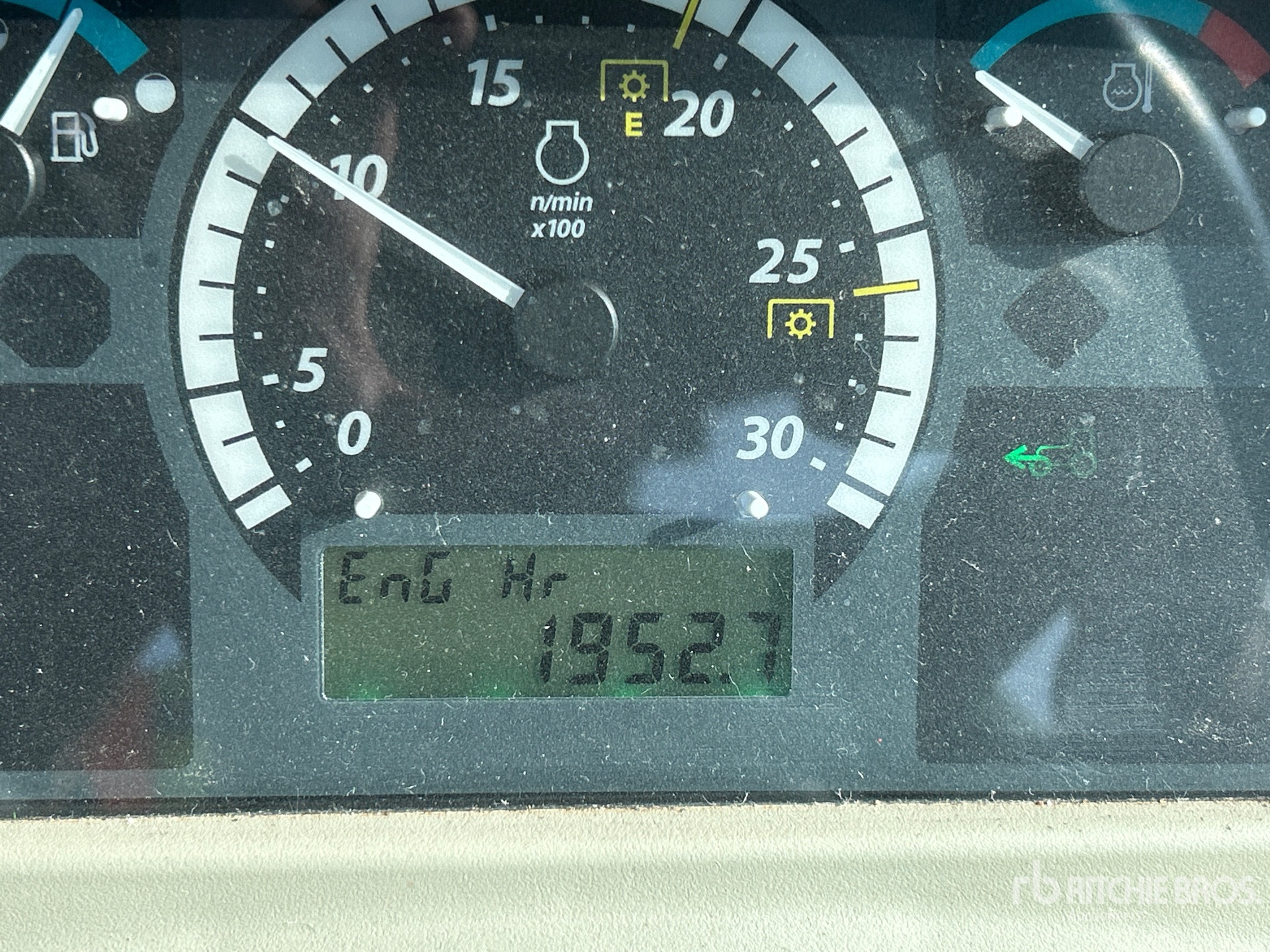 General Appearance with Hour Meter / Odometer